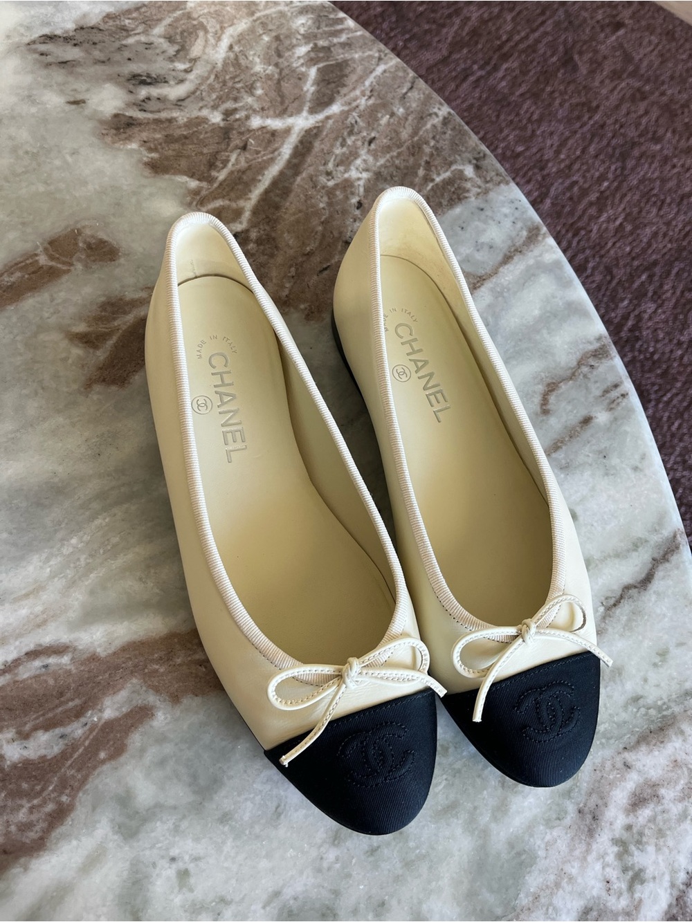 Chanel Authentic Ivory Ballet Flats Size 39 - Picture 2 of 15